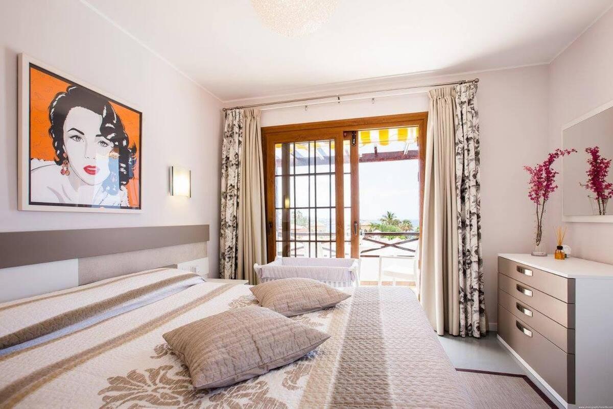 2 Bedroom Apartment For 4 People In Tenerife Costa Adeje  Exterior photo